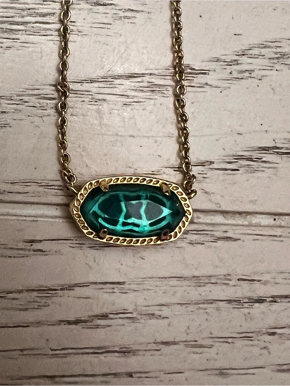Kendra Scott Elisa Gold Necklace with Turquoise Oval Pendant - Picture 2 of 3